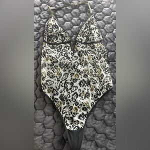 NWOT VICTORIA’S SECRET Black and Green Leopard Thong Teddy - Size Small